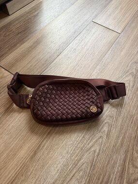Steve Madden Brown Woven Crossbody Belt Bag